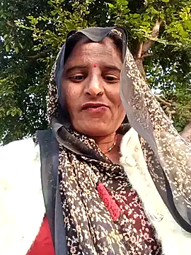 Snapshot of Quin_love143 chatting on November 2025 10:27:01 AM Quin love143 online show from November 2025 10:27:01 AM