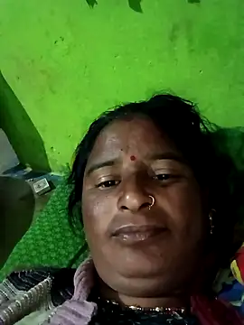 Snapshot of Quin_love143 chatting on November 2025 12:02:02 AM Quin love143 online show from November 2025 12:02:02 AM