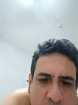 Lupercinio online show from November 2025 02:44:02 AM