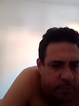 Lupercinio online show from November 2025 08:11:02 PM