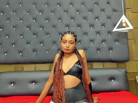 Snapshot of YurisaArisa chatting on November 2025 04:31:02 PM YurisaArisa online show from November 2025 04:31:02 PM