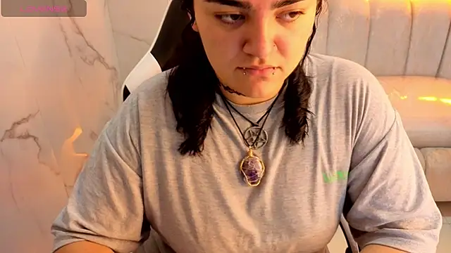 Vany Lu Tx online show from November 2025 01:00:02 PM