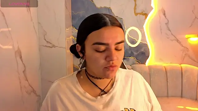 Vany Lu Tx online show from November 2025 01:14:02 PM