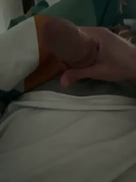 Snapshot of groschibre40100 chatting on March 2026 12:04:02 AM groschibre40100 online show from March 2026 12:04:02 AM