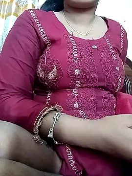 Snapshot of CuteMahi1 chatting on December 2025 11:23:02 PM CuteMahi1 online show from December 2025 11:23:02 PM