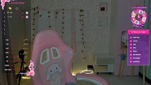 Snapshot of SirenaSky chatting on November 2025 04:34:01 AM SirenaSky online show from November 2025 04:34:01 AM