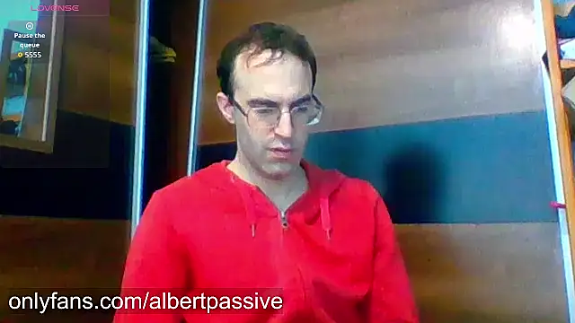 Snapshot of albertpassive chatting on March 2026 05:53:02 PM albertpassive online show from March 2026 05:53:02 PM