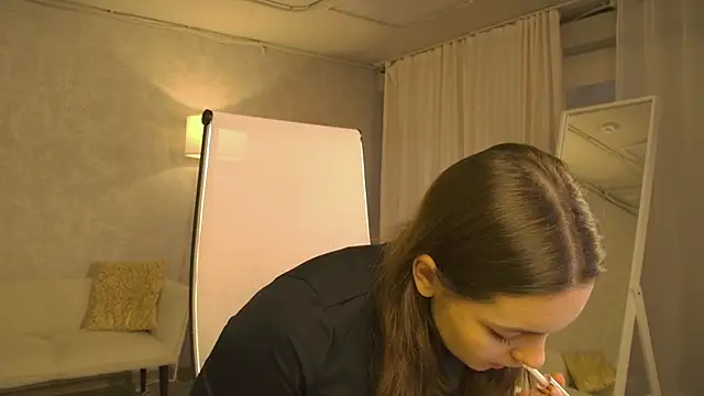 FrancescaCavaliere online show from December 2025 08:41:02 AM