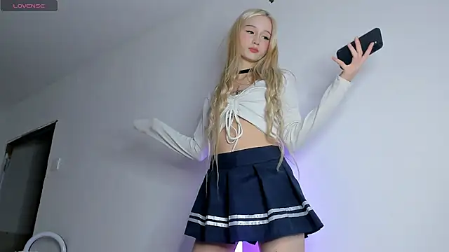 Snapshot of angelellise chatting on November 2025 07:24:01 PM angelellise online show from November 2025 07:24:01 PM