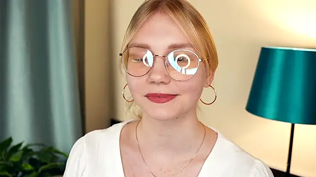 UnDesiga online show from November 2025 04:50:02 PM