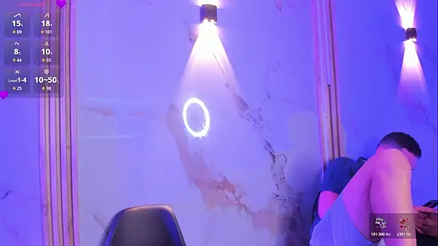 Aron and molly online show from November 2025 11:55:02 AM