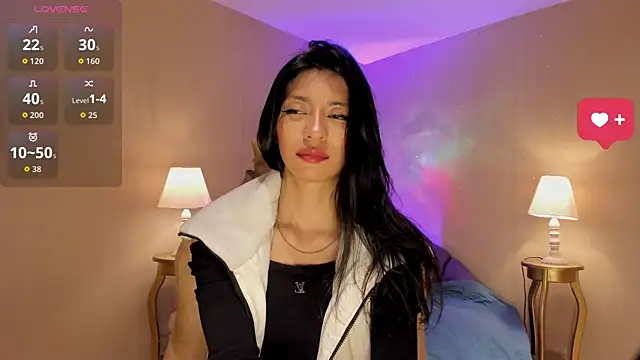 Snapshot of DulceDarling chatting on November 2025 12:28:02 PM DulceDarling online show from November 2025 12:28:02 PM