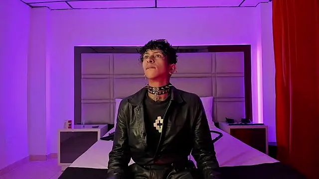 Maximo king25 online show from November 2025 04:57:02 AM