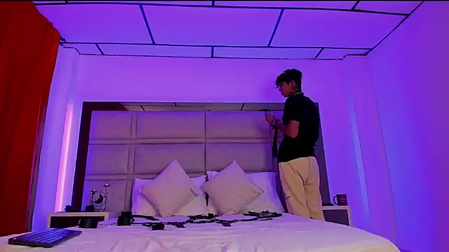 Maximo king25 online show from November 2025 04:18:02 AM