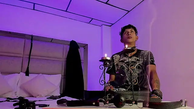 Maximo king25 online show from November 2025 03:38:02 AM