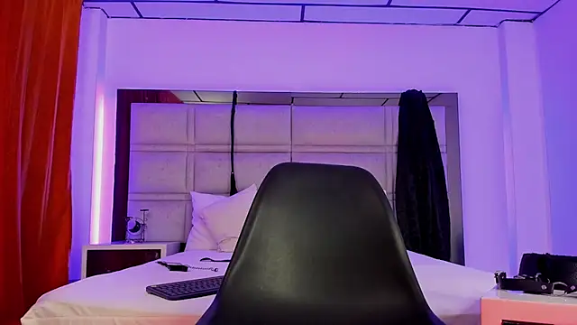 Maximo king25 online show from November 2025 03:28:01 AM