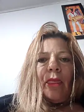 karlaanqui1 online show from March 2026 10:23:02 AM