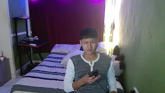 Snapshot of Kurt_williams1 chatting on August 2026 10:03:01 AM Kurt williams1 online show from August 2026 10:03:01 AM