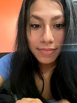 Katherinm online show from November 2025 07:45:02 PM