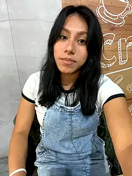 Katherinm online show from November 2025 06:46:02 PM