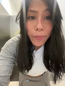 Katherinm online show from November 2025 07:40:03 PM