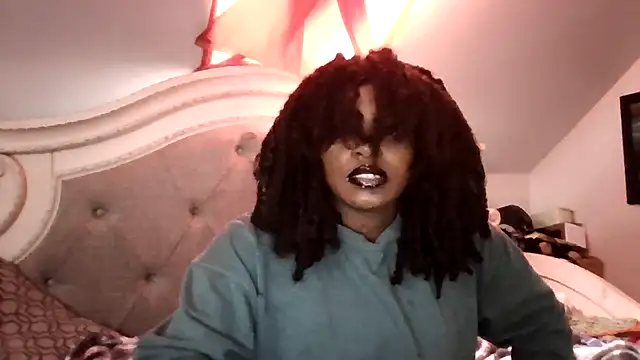 Snapshot of Dusaa_ chatting on November 2025 04:39:01 PM Dusaa online show from November 2025 04:39:01 PM