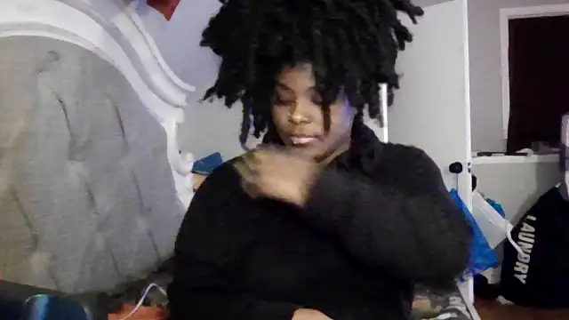 Snapshot of Dusaa_ chatting on November 2025 04:23:02 AM Dusaa online show from November 2025 04:23:02 AM