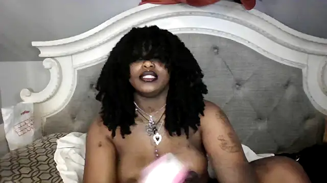 Snapshot of Dusaa_ chatting on November 2025 12:46:01 AM Dusaa online show from November 2025 12:46:01 AM