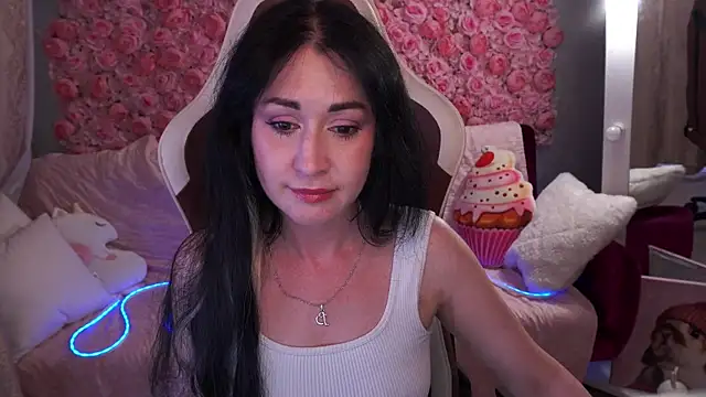 CarolinaaFoxyyy online show from May 2026 06:35:02 PM
