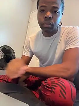 Snapshot of Mr_Sirthedom chatting on November 2025 06:45:01 PM Mr Sirthedom online show from November 2025 06:45:01 PM