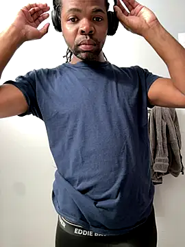 Snapshot of Mr_Sirthedom chatting on November 2025 08:06:02 AM Mr Sirthedom online show from November 2025 08:06:02 AM