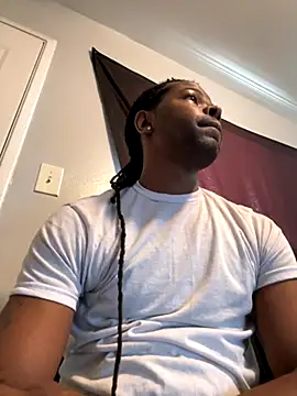 Snapshot of Mr_Sirthedom chatting on November 2025 10:02:01 PM Mr Sirthedom online show from November 2025 10:02:01 PM