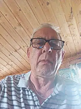 Snapshot of andy-1961 chatting on July 2026 03:05:02 PM andy-1961 online show from July 2026 03:05:02 PM