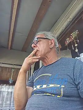 Snapshot of andy-1961 chatting on July 2026 08:18:01 AM andy-1961 online show from July 2026 08:18:01 AM