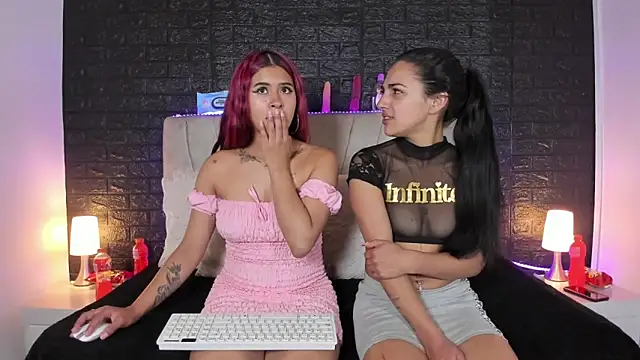 SEXXXXHORNY777 online show from January 2026 02:26:01 AM