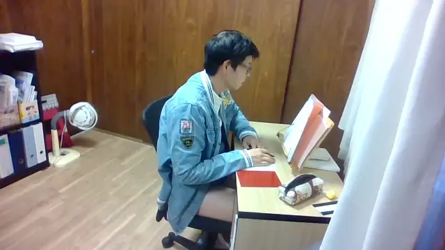 mostlerman online show from November 2025 05:29:02 AM