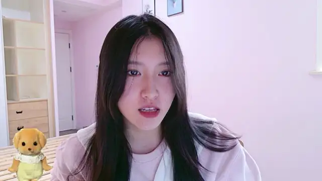 Snapshot of ZhaoZhaoDaWang chatting on November 2025 06:58:01 AM ZhaoZhaoDaWang online show from November 2025 06:58:01 AM