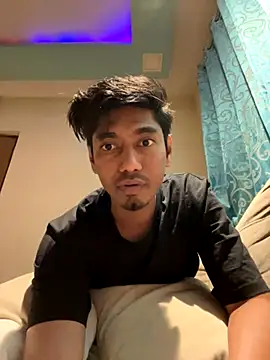 RonnySlim online show from November 2025 10:04:02 PM