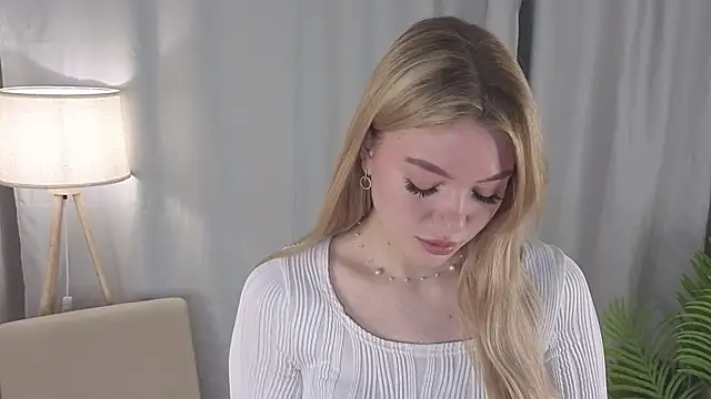 ToyaBosques online show from November 2025 03:23:01 AM