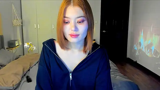 HopeLovely online show from November 2025 12:32:01 AM