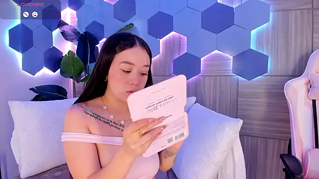 sofiaivanova online show from February 2026 03:43:02 AM