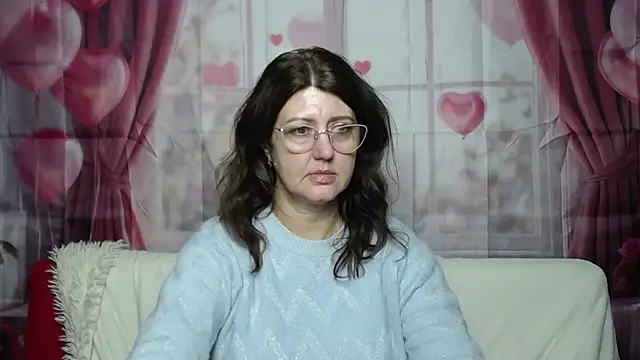 Snapshot of RoseHille chatting on February 2026 02:57:02 PM RoseHille online show from February 2026 02:57:02 PM