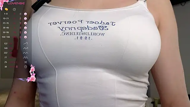 Snapshot of lolly_dollyyy chatting on November 2025 07:10:01 PM lolly dollyyy online show from November 2025 07:10:01 PM