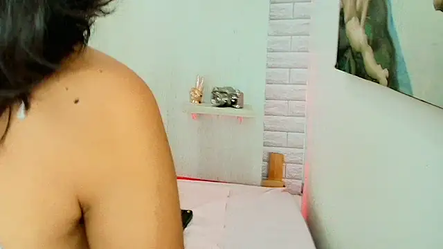 KATY LOWERY online show from February 2026 03:29:02 AM