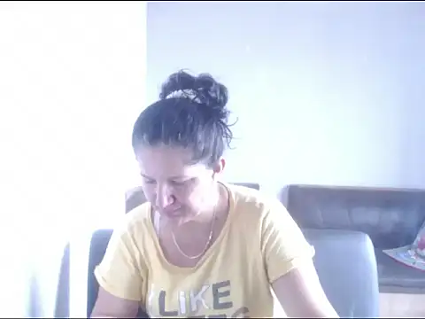 Sra Angelina online show from December 2025 04:13:01 PM