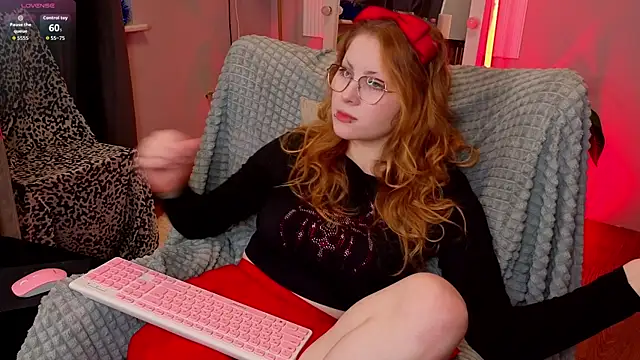 Sofi Dyss online show from November 2025 04:25:02 AM