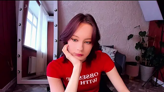 Annie Way online show from November 2025 11:21:02 AM