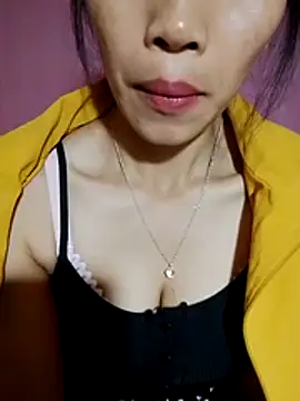 Snapshot of Cloud-wh chatting on November 2025 05:40:02 AM Cloud-wh online show from November 2025 05:40:02 AM