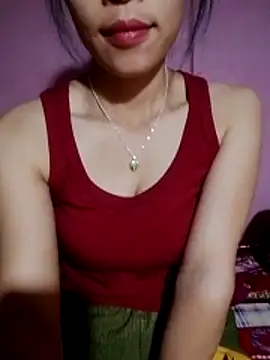 Snapshot of Cloud-wh chatting on November 2025 06:18:01 PM Cloud-wh online show from November 2025 06:18:01 PM