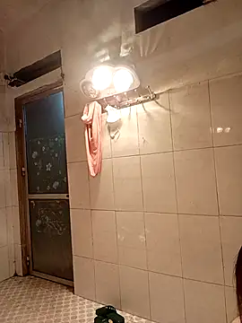 Feeling-hot online show from February 2026 05:20:01 PM